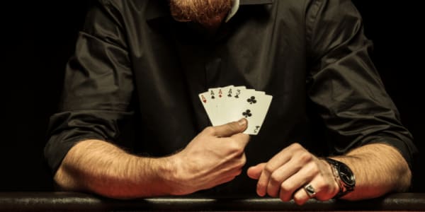 Laman Kejohanan Poker Dalam Talian